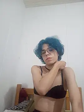 RobinTheBirdy online show from 2, 8, 2026