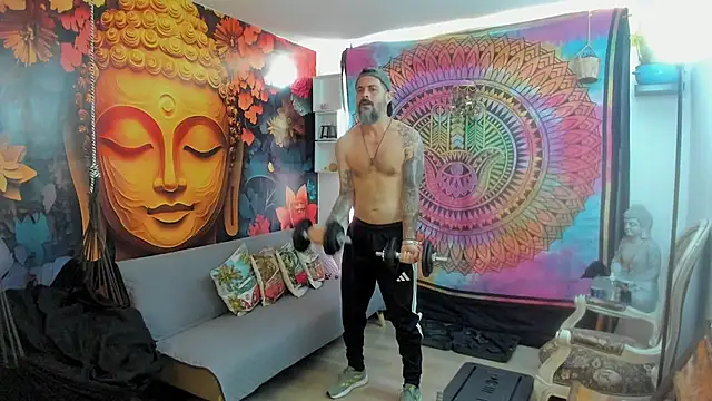Miguel angeel  online show from 28, 5, 2026