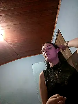 Snapshot of Bluee_lilith chatting on 7, 7, 2026 Bluee lilith online show from 7, 7, 2026