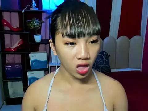 Snapshot of Urasianalodia chatting on 10, 6, 2026 Urasianalodia online show from 10, 6, 2026