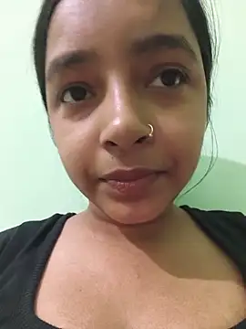 Snapshot of Khushi9870 chatting on 19, 5, 2026 Khushi9870 online show from 19, 5, 2026