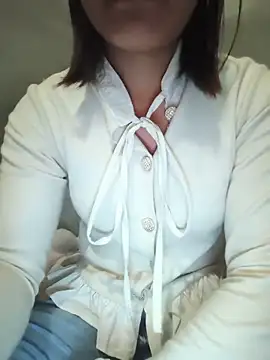 Snapshot of Emma-sin chatting on 11, 6, 2026 Emma-sin online show from 11, 6, 2026