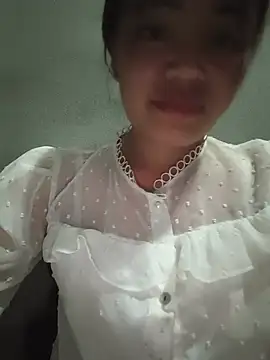 Snapshot of Emma-sin chatting on 4, 7, 2026 Emma-sin online show from 4, 7, 2026