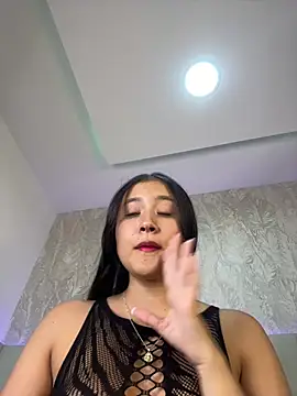 Snapshot of amara_huxly chatting on 11, 6, 2026 amara huxly online show from 11, 6, 2026