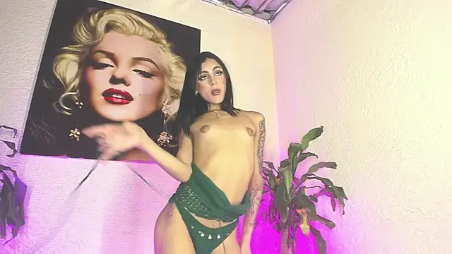 Violeta Alvarez online show from 15, 6, 2026