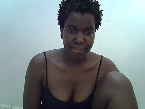 Snapshot of Queen-Alicia chatting on 7, 6, 2026 Queen-Alicia online show from 7, 6, 2026