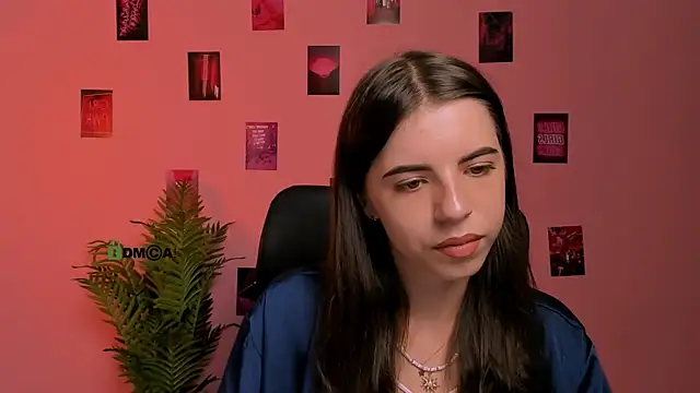 lyra desire online show from 15, 7, 2026