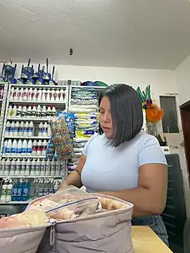 Snapshot of ISABELLA__LUNA chatting on 17, 6, 2026 ISABELLA LUNA online show from 17, 6, 2026