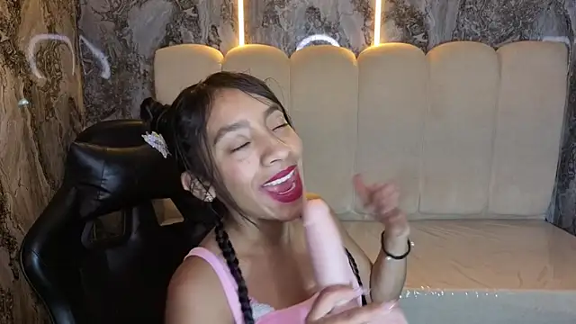 Adarasuri v online show from 28, 6, 2026