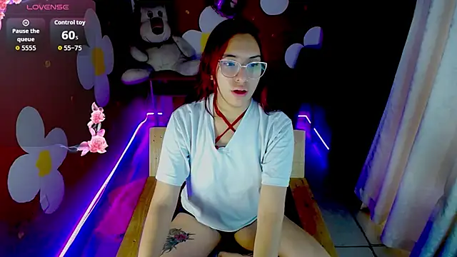 ashly litlle online show from 4, 6, 2026
