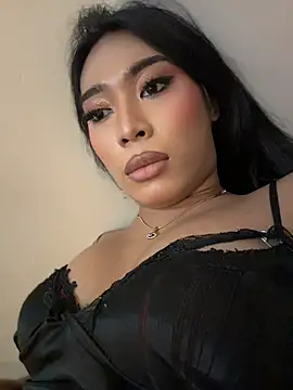 hugecock tamira online show from 1, 7, 2026