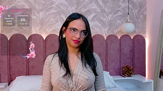 Snapshot of Maddy-Dove chatting on 18, 6, 2026 Maddy-Dove online show from 18, 6, 2026
