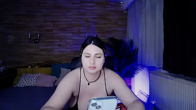 Snapshot of MiraHaze chatting on 27, 2, 2025 MiraHaze online show from 27, 2, 2025