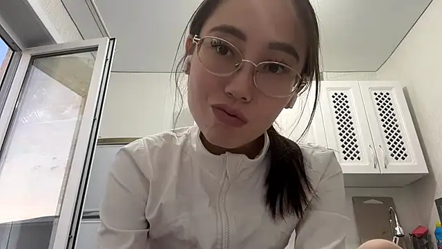 VickieTrudo online show from 22, 6, 2026