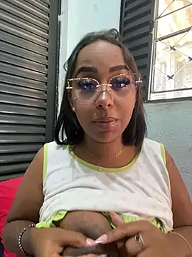 Snapshot of jhenannyy chatting on 27, 5, 2026 jhenannyy online show from 27, 5, 2026