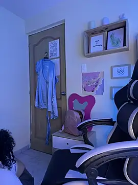 victorya milf online show from 1, 7, 2026
