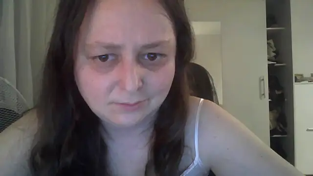 Snapshot of TaylorLovely chatting on 10, 7, 2026 TaylorLovely online show from 10, 7, 2026