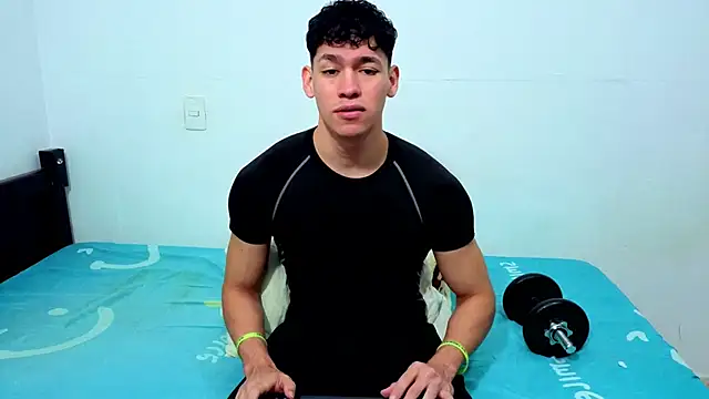 Luke Muscle online show from 8, 6, 2026