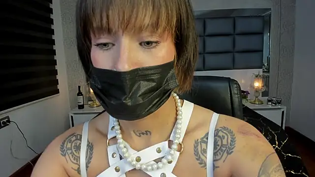 Snapshot of Mrs_Regina_clk chatting on 17, 7, 2026 Mrs Regina clk online show from 17, 7, 2026