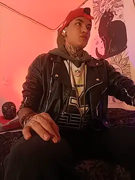 AlecBanne  online show from 24, 6, 2026