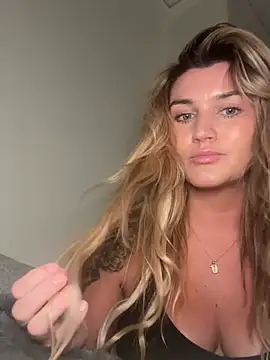 thebeachyblonde online show from 14, 7, 2026