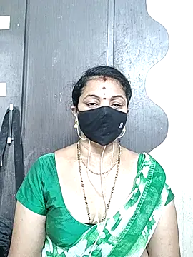 Snapshot of Leela_555 chatting on 30, 5, 2026 Leela 555 online show from 30, 5, 2026
