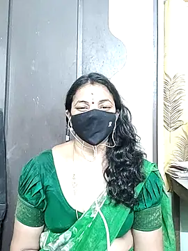 Snapshot of Leela_555 chatting on 15, 6, 2026 Leela 555 online show from 15, 6, 2026