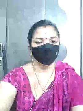 Snapshot of Leela_555 chatting on 29, 6, 2026 Leela 555 online show from 29, 6, 2026
