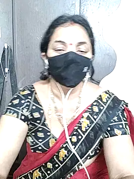 Snapshot of Leela_555 chatting on 8, 7, 2026 Leela 555 online show from 8, 7, 2026
