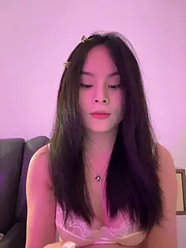 Snapshot of enen-123 chatting on 21, 6, 2026 enen-123 online show from 21, 6, 2026