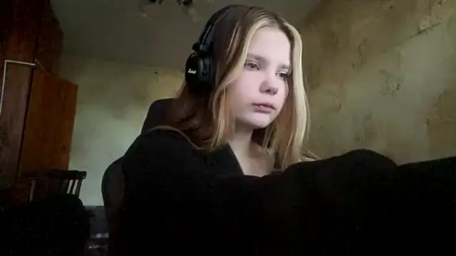 Snapshot of SusanaLeichty chatting on 9, 6, 2026 SusanaLeichty online show from 9, 6, 2026