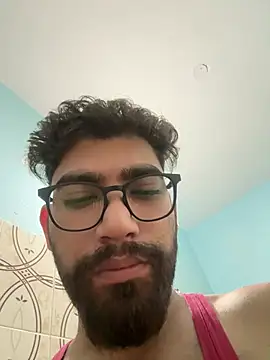 baddiebaby1998 online show from 8, 7, 2026