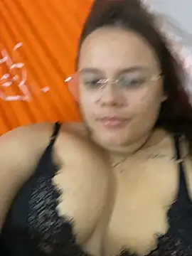 Snapshot of Laryssinha_69 chatting on 10, 7, 2026 Laryssinha 69 online show from 10, 7, 2026