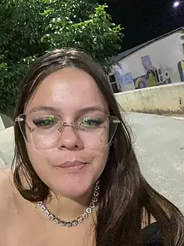 Snapshot of Laryssinha_69 chatting on 12, 7, 2026 Laryssinha 69 online show from 12, 7, 2026