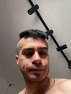 yasserr1632 online show from 22, 5, 2026