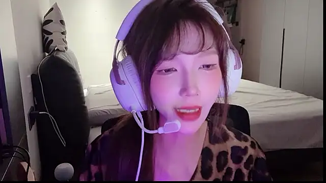 Nicole-TAT online show from 25, 5, 2026