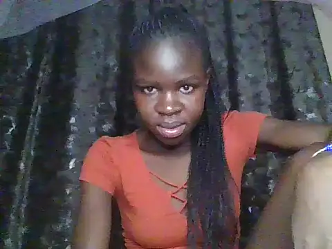 Snapshot of small_diva chatting on 30, 5, 2026 small diva online show from 30, 5, 2026