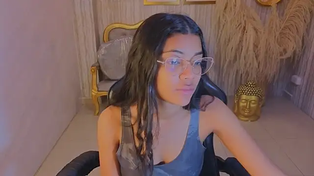 Snapshot of valentina_gomez_s chatting on 30, 6, 2026 valentina gomez s online show from 30, 6, 2026