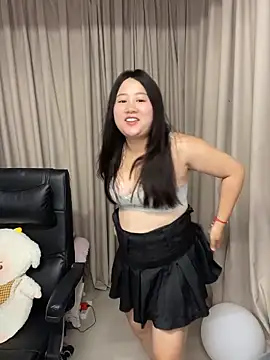 Snapshot of Luckysisi-s chatting on 27, 6, 2026 Luckysisi-s online show from 27, 6, 2026