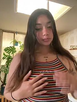-Cattleya- online show from 9, 6, 2026