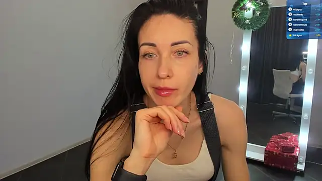 Snapshot of BouncySweety chatting on 2, 1, 2025 BouncySweety online show from 2, 1, 2025