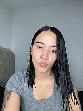 DaniRivers  online show from 4, 7, 2026