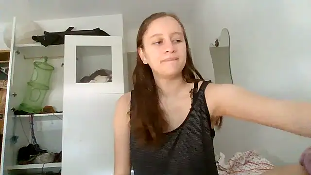Snapshot of SoftieSophie chatting on 28, 6, 2026 SoftieSophie online show from 28, 6, 2026