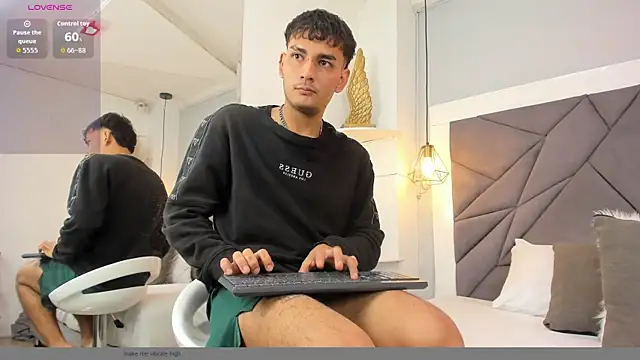 LiamBlake  online show from 10, 6, 2026