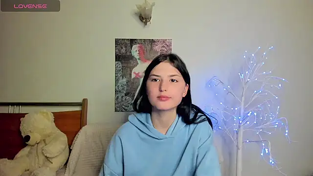 Kira Devi online show from 25, 5, 2026