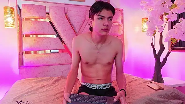 Liamdelrey online show from 26, 6, 2026