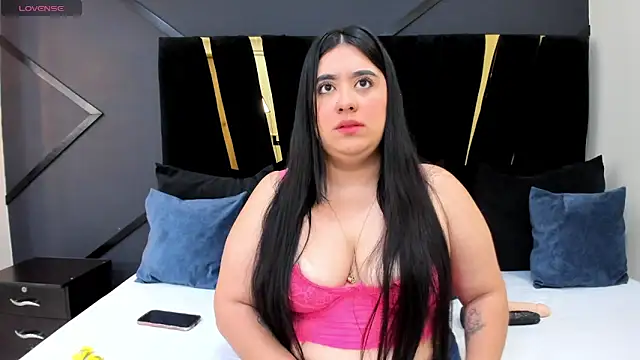 maite graay online show from 10, 6, 2026