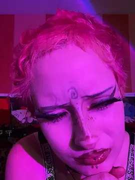 whimsicallylusty online show from 26, 5, 2026