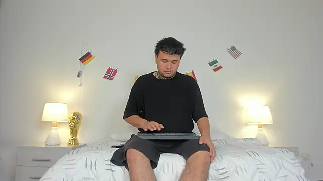 Snapshot of burning_diamond__ chatting on 3, 7, 2026 burning diamond online show from 3, 7, 2026
