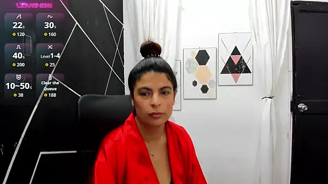 Liz Levo online show from 26, 9, 2025